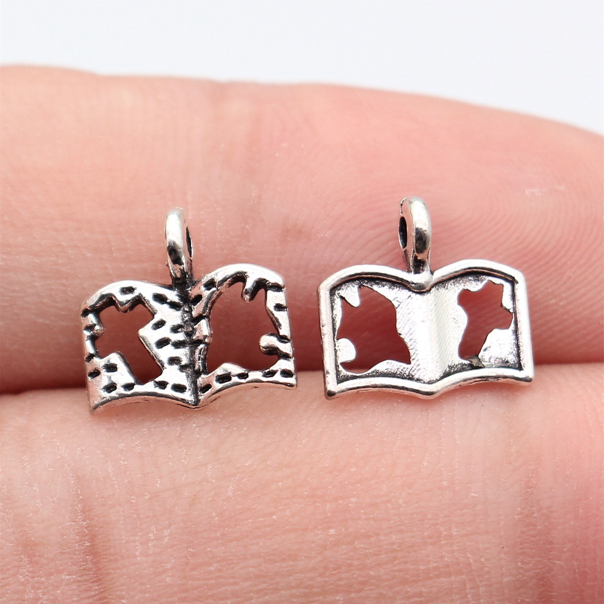 80個 11x11mm(0.43x0.43インチ) アンティ - Jewelry Making Books のレビューと価格